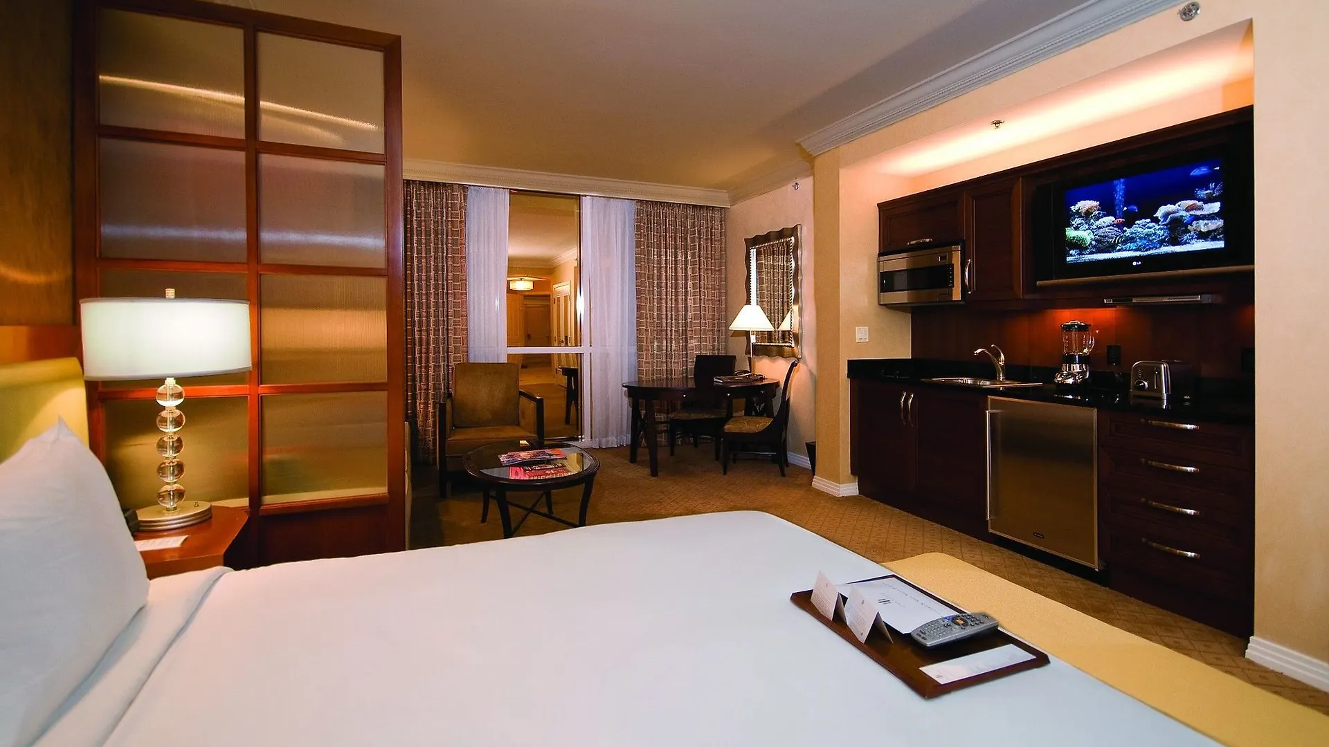 The Signature At Mgm Grand - All Suites Las Vegas 4*,